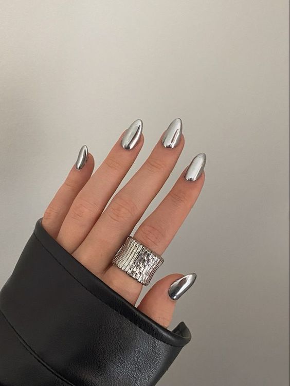 10 Nail Trends for Fall 2024 - PureWow