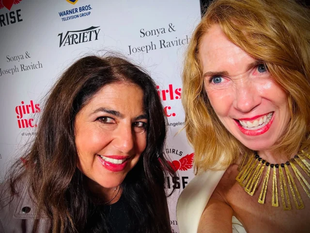 Last night with the beautiful talented @amy.hartwick at the #lagirlsrise event. @girlsincla is an incredible organization rising up girls from undeserved LA communities through afterschool programs that support and inspire!💪💃